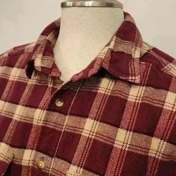 Woolrich Men's Red Plaid 100% Cotton Long Sleeve Work Shirt Size Large - Picture 3 of 9